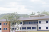 Un bâtiment bien planché