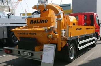 Une pompe à béton  urbaine 