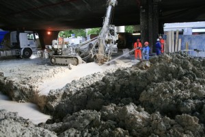 Fondations : 1 000 colonnes par jet grouting sous l'A1 