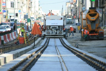 Le tramway de Reims avance à grande vitesse