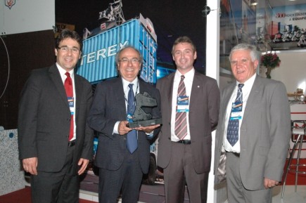 Terex livre son 300ème stacker au Brésil
