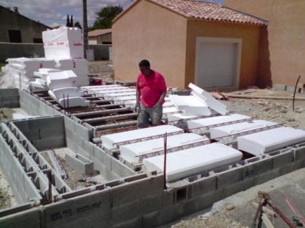 Une innovation majeure pour le montage à sec des vides sanitaires et des sous-sols !