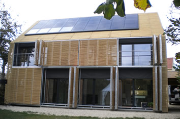 Systaic équipe en couverture énergétique la maison Karawitz