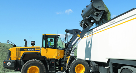 Komatsu : WA320PZ-6, polyvalence et performances 
