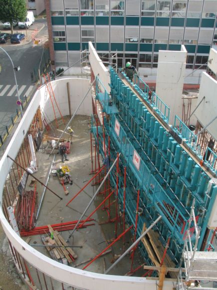 Deko sur un chantier  d'école 