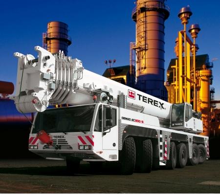 Livraison de la 1re grue Terex AC 300/6 en Allemagne