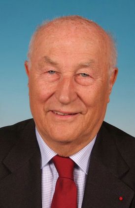 Décès de Pierre Bataille, ancien pdg du groupe Poclain puis de Poclain Hydraulics