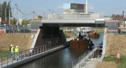 Deux ponts pour le rondpoint des Couteaux