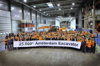 Hitachi fête sa 25 000e pelle Zaxis en Europe