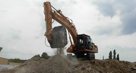 Arden Equipment commercialise désormais des godets concasseurs