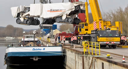 Les engins de construction arrivent au salon Bauma 2010 : du lourd ! 