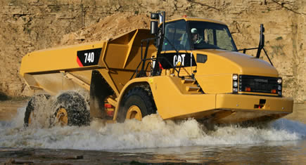 Caterpillar : les « Plus » du 740