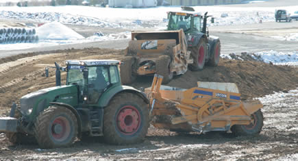 Guintoli éprouve le décapage tracté à Auch.