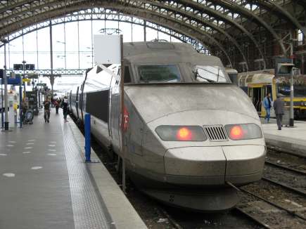 Hausse des péages de la SNCF : les voyageurs du TGV paieront-ils l’addition ? 