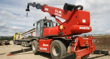 Un Manitou MRT30-50 sur l’A89