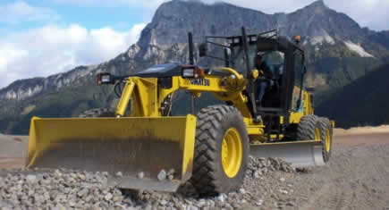 Retour des niveleuses Komatsu en Europe