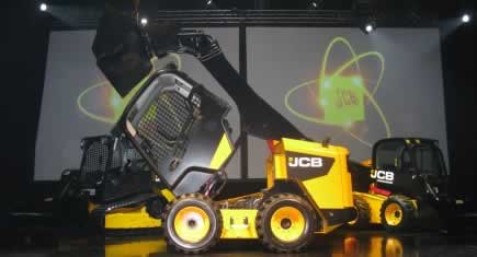 JCB dévoile la nouvelle génération de ses chargeuses compactes