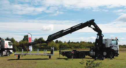  Hiab met en avant ses solutions de manutention lourde
