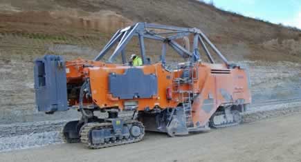 Charleval adopte la Wirtgen 2200 SM