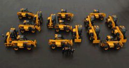 Plant Hire commande 250 machines JCB