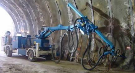 Les robots de projection de béton Meyco Potenza de BASF CC font leur trou en France
