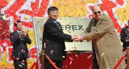 Terex fête le démarrage d'une nouvelle usine chinoise de production de grues