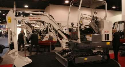Conexpo-Con/Agg 2011 : une pelle électrique chez Takeuchi