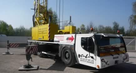 Liebherr livre une grue MK63 à ComLev
