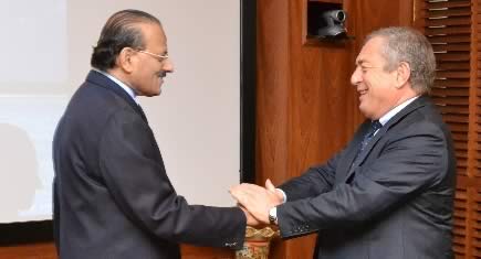 CNH devient propriétaire exclusif de CNH Construction Equipment India 