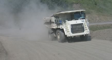 Manu Lorraine prend les tombereaux Terex