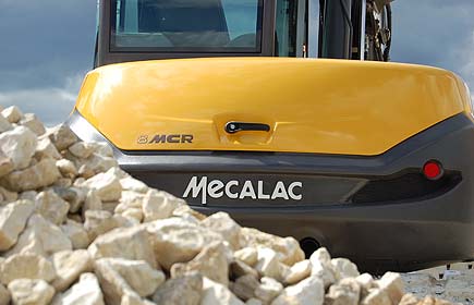 Mecalac Ahlmann : les petits plats dans les grands pour Intermat