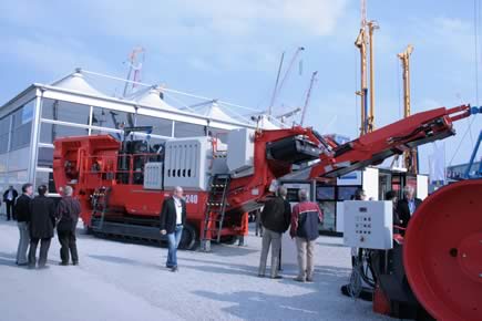 Concasseur mobile à percussion QI240 : gros QI chez Sandvik 