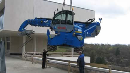Un rotatif Genie GTH-4018SR sur l’université de Würzburg 