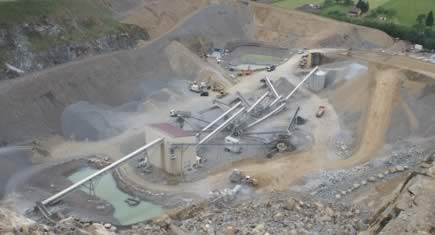 Un HP5 Metso aux Carrières de l’Est