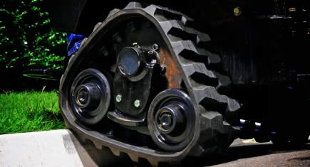  Nouveau Zahn R300 Ditch Witch en version chenillettes