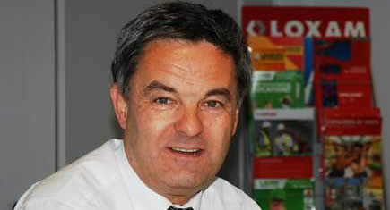 Les mini-pelles prennent du poids chez Loxam