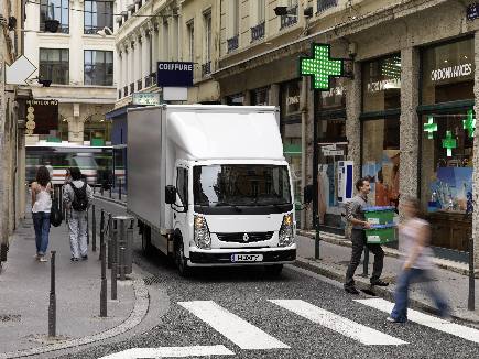 Renault Trucks et son offre de mobilité durable