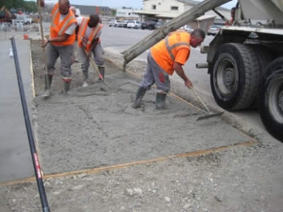 Aliapur et Eiffage TP testent en situation réelle un béton contenant du granulat de pneus