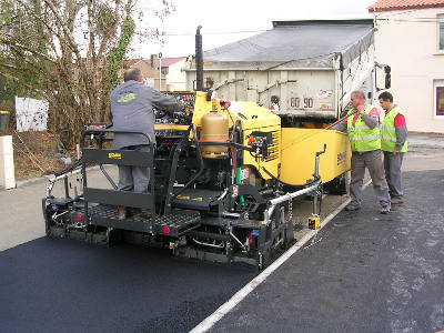 Bomag : deux mini-finisseurs dans la classe des 5 t