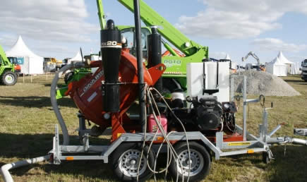 FX20 Ditch Witch : un mini système d'aspiration