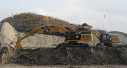 La série E des pelles Caterpillar répond aux normes Etape 3B