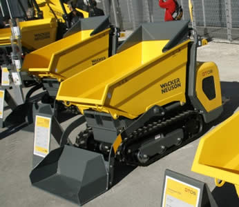 Wacker Neuson lance 6 mini dumpers sur chenilles