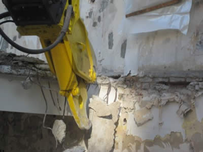 CC950 : nouvelle pince de démolition Atlas Copco