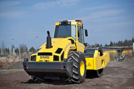 Compacteur Bomag BW 332 Deep Impact