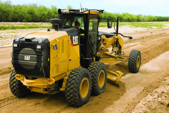 Niveleuses M2 : Caterpillar en 3B