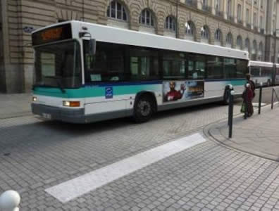 Pavés urbains ultra-minces pour trafic lourd