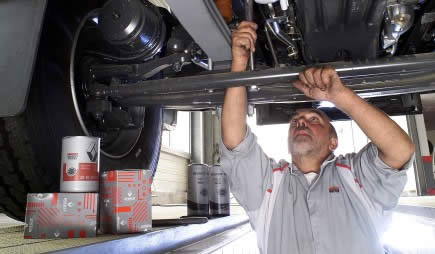 Renault Trucks embauche 300 personnes 