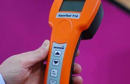 Une canne pour la détection chez Sewerin