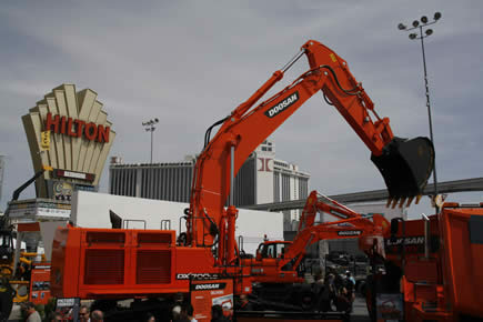 Pelles Doosan : moteurs Scania pour le 3B