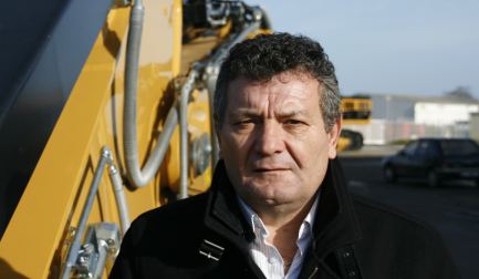 Vensys Post Equipement distribue les marteaux Soosan